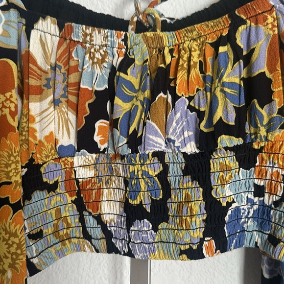 L* SPACE Daphne crop top L $154 - Picture 9 of 10